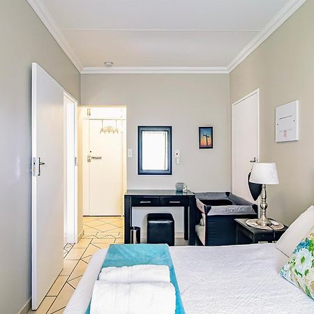 Ferienwohnung LeoZet Self catering flat Pretoria-Noord Exterior foto